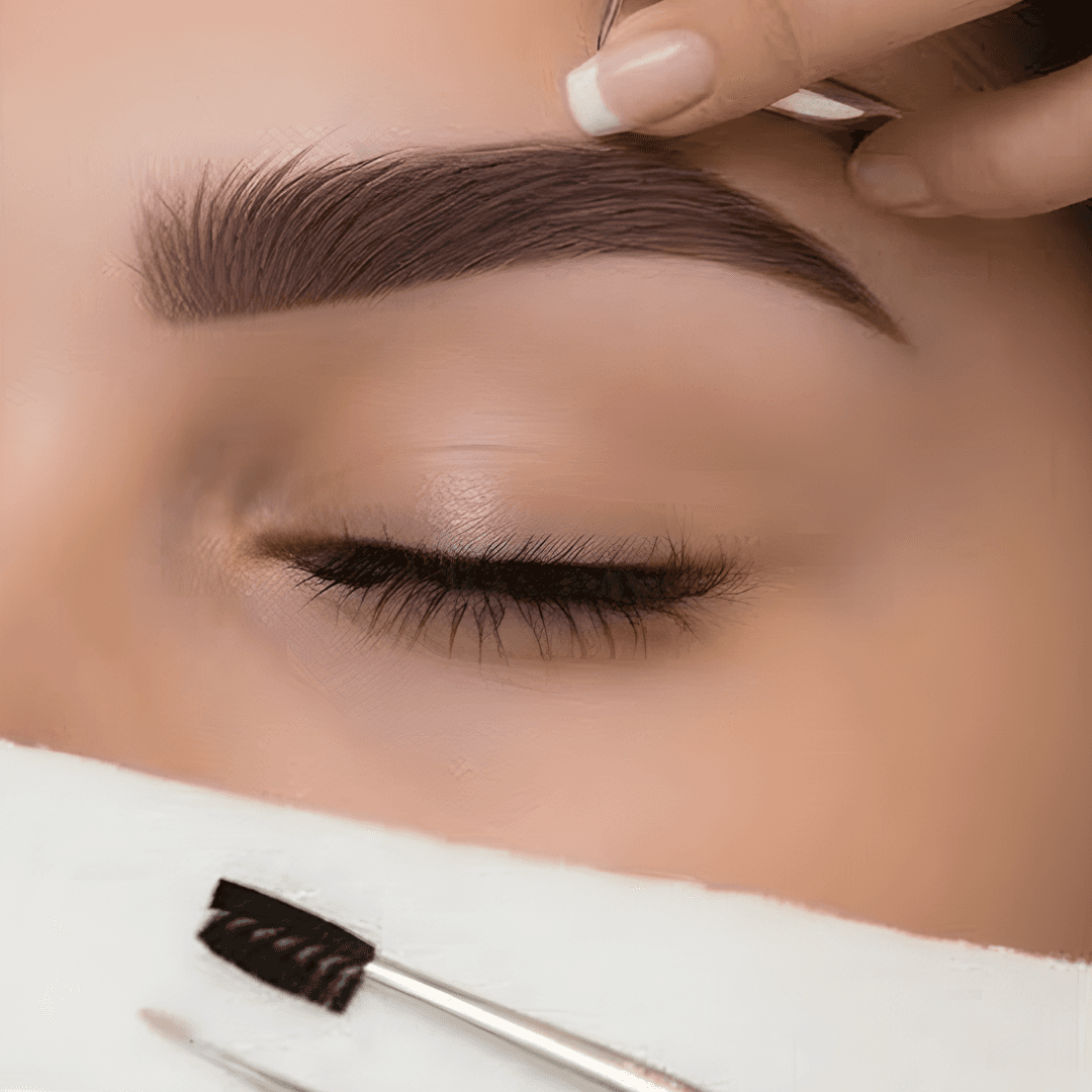 עיצוב גבות וריסים